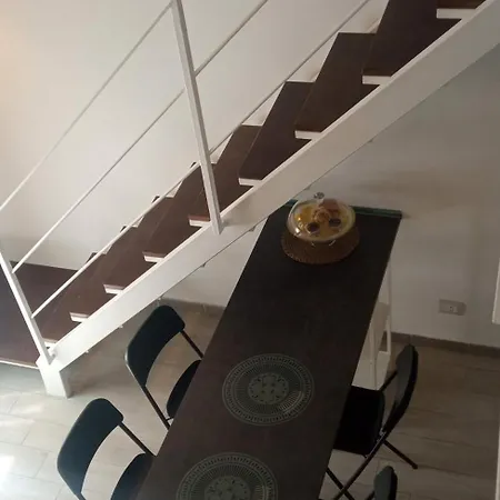 Akihome Portanova Napels Buitenkant foto
